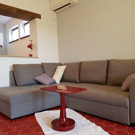 Siga Apartment *
